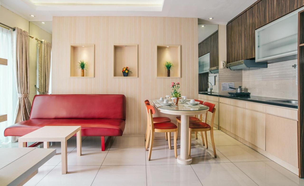 Ravarine Suite Apartment Jacarta Exterior foto