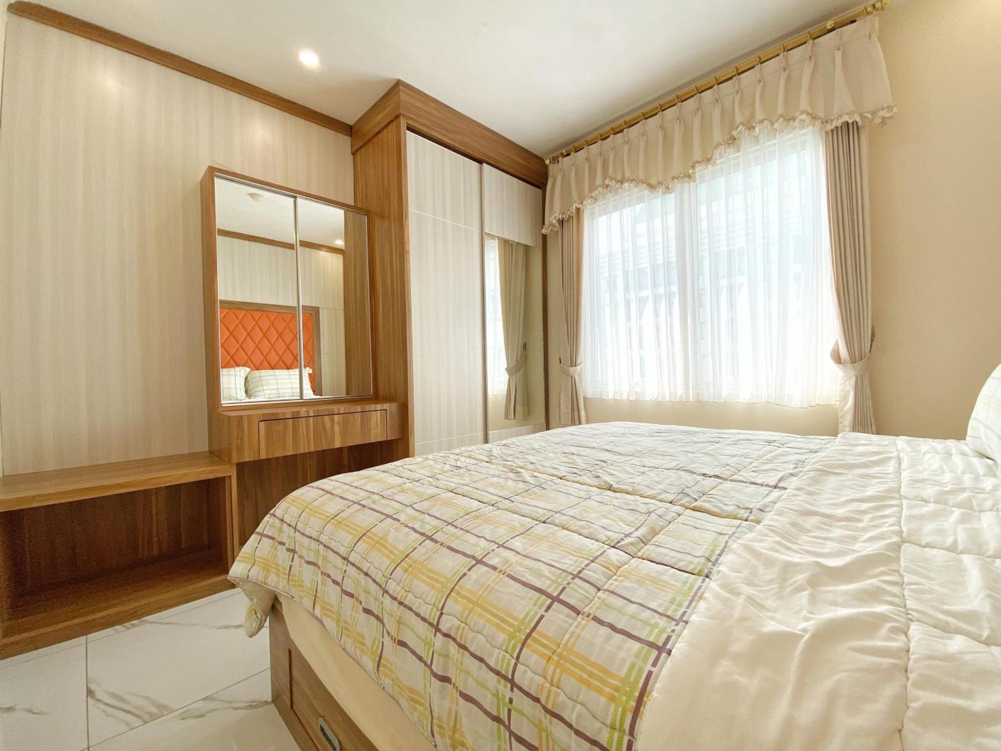 Ravarine Suite Apartment Jacarta Exterior foto