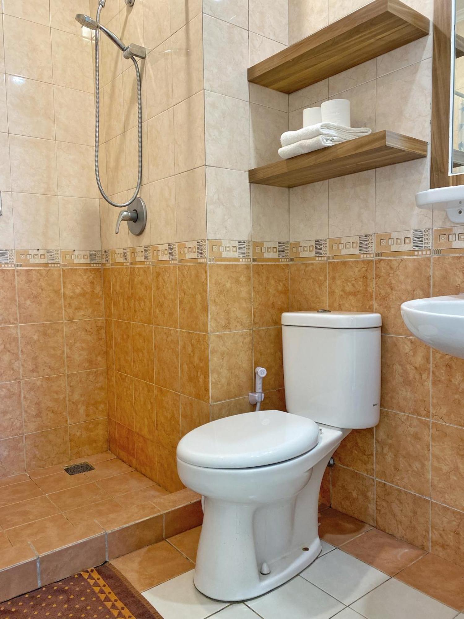 Ravarine Suite Apartment Jacarta Exterior foto