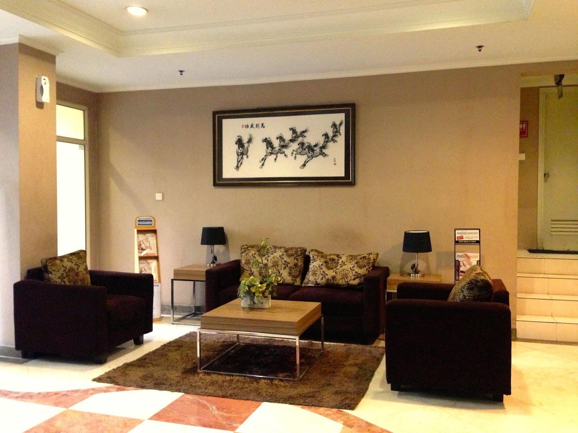 Ravarine Suite Apartment Jacarta Exterior foto